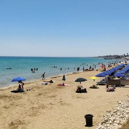 Anny Fronte Mare * Avola
